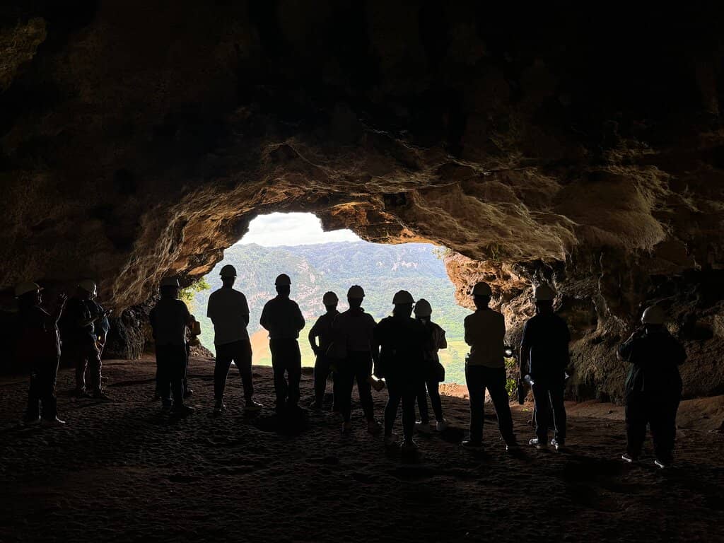 Taíno History and Petroglyphs