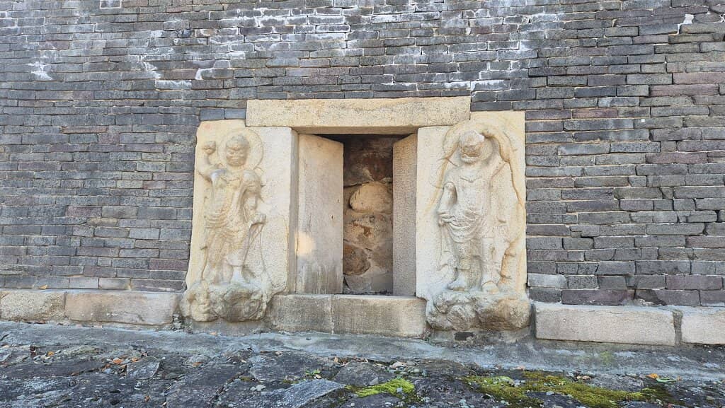 Decorated Pillars