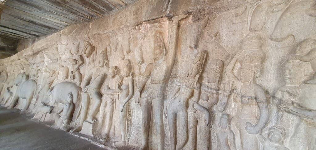 Naturalistic Animal Sculptures