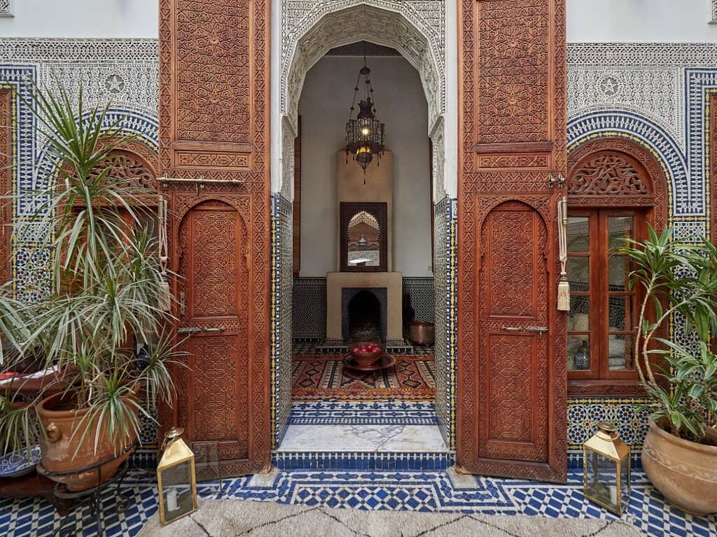 Artisanal Riad Ambiance