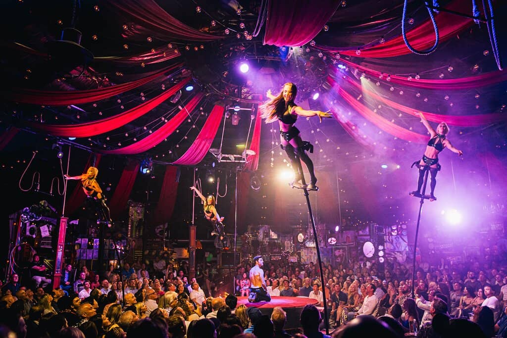 Jaw-Dropping Acrobatics