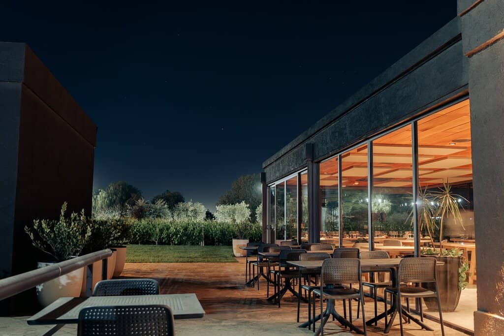 Informative Wine Tours & Tastings