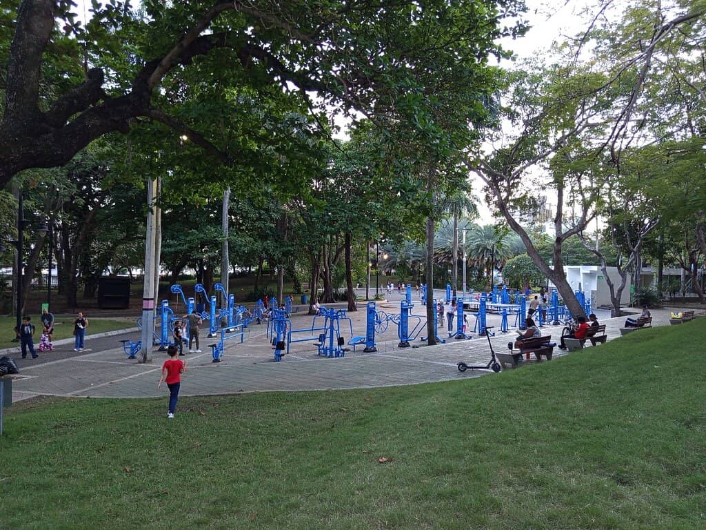 Outdoor Fitness Zone