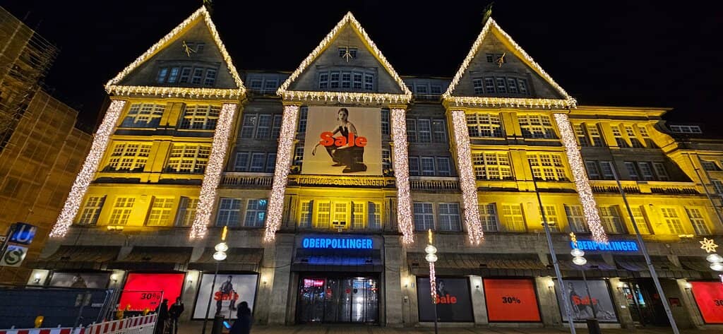 Rooftop Cafe & Views