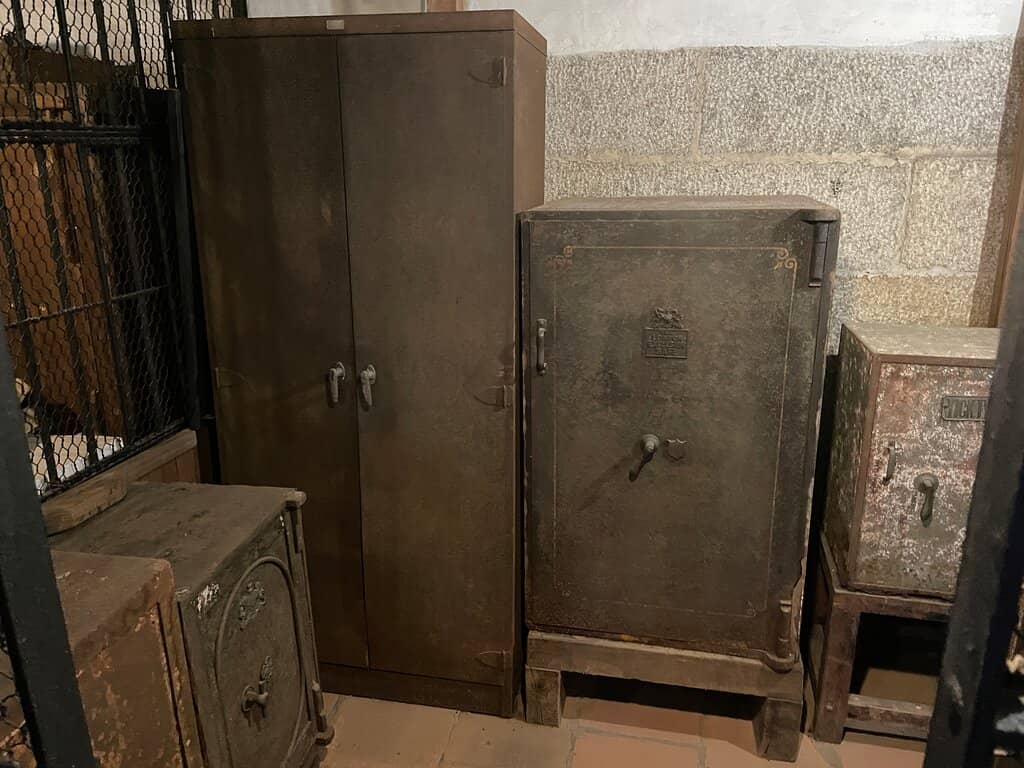 Interactive Storytelling Elements