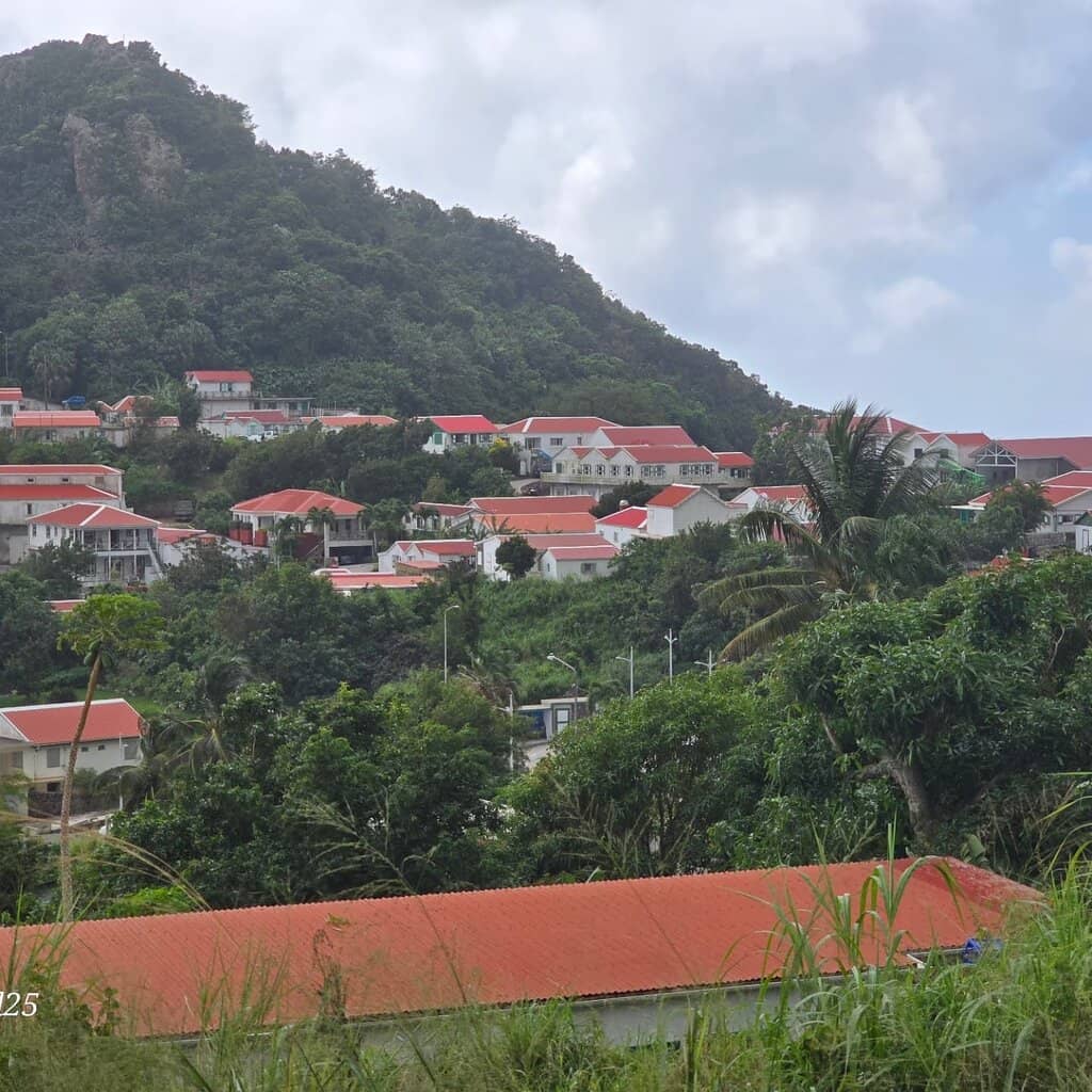 Windwardside Village