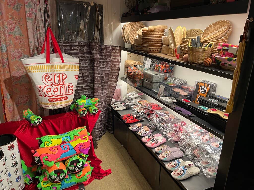 Local Culture-Inspired Gifts