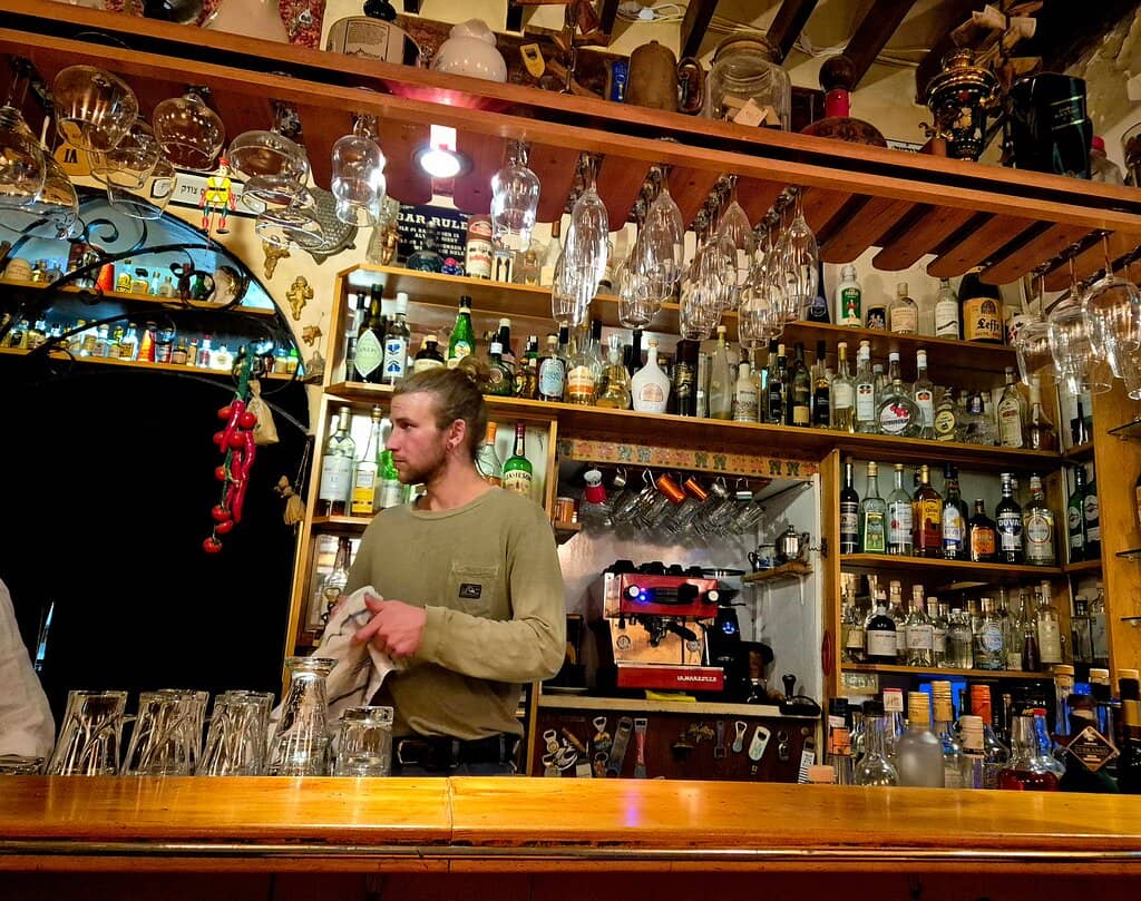 Charming Ambiance with Live Jazz