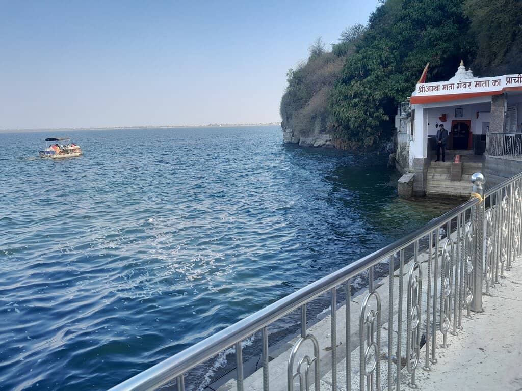 Dwarkadheesh Temple