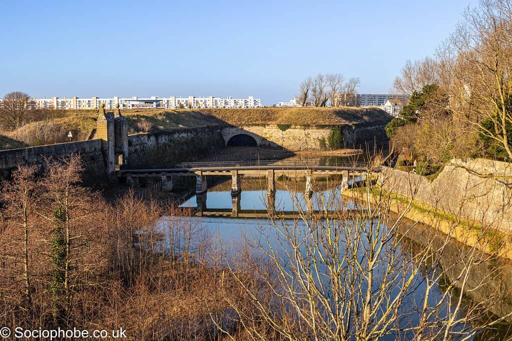 Massive Outer Walls