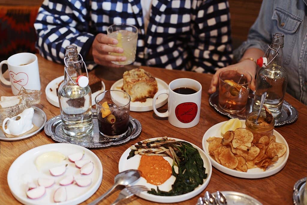 Charred Lemon-Skillet Mussels