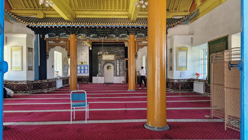 Vibrant Chinese-Islamic Architecture