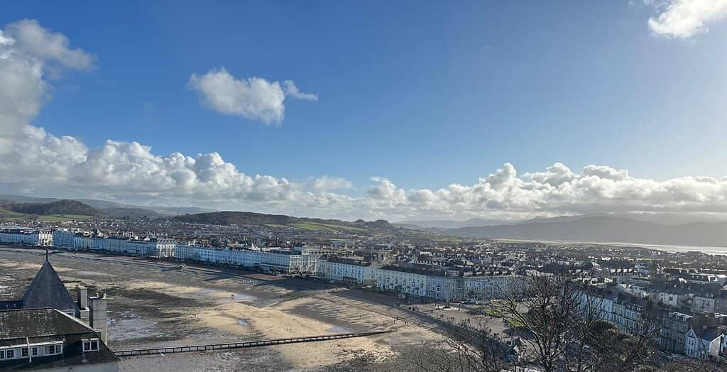 Expansive Beach Drive