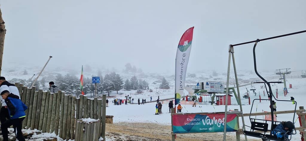 Beginner & Intermediate Slopes