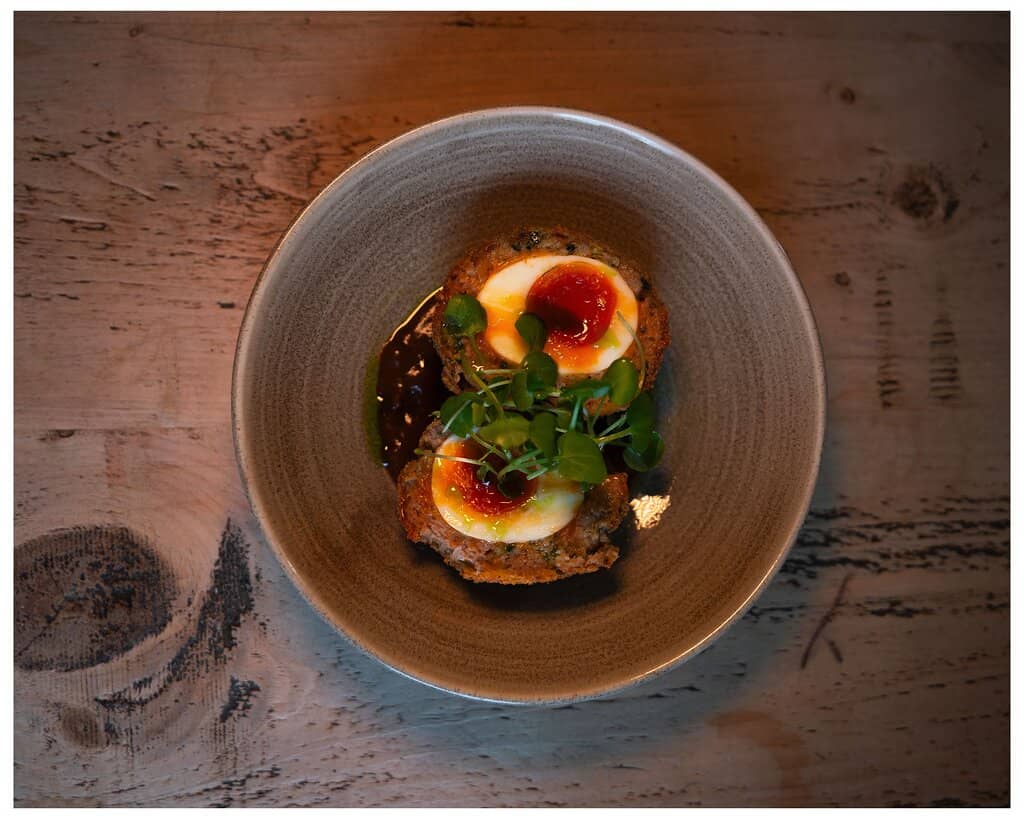 Cozy Atmosphere and Live Music