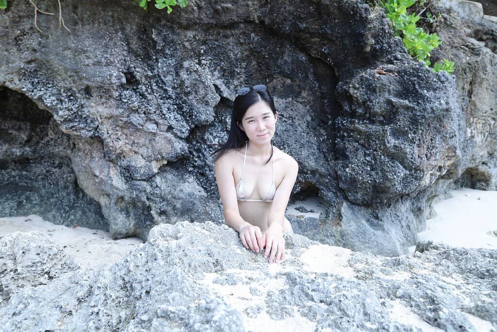 Uncrowded Surf Waves