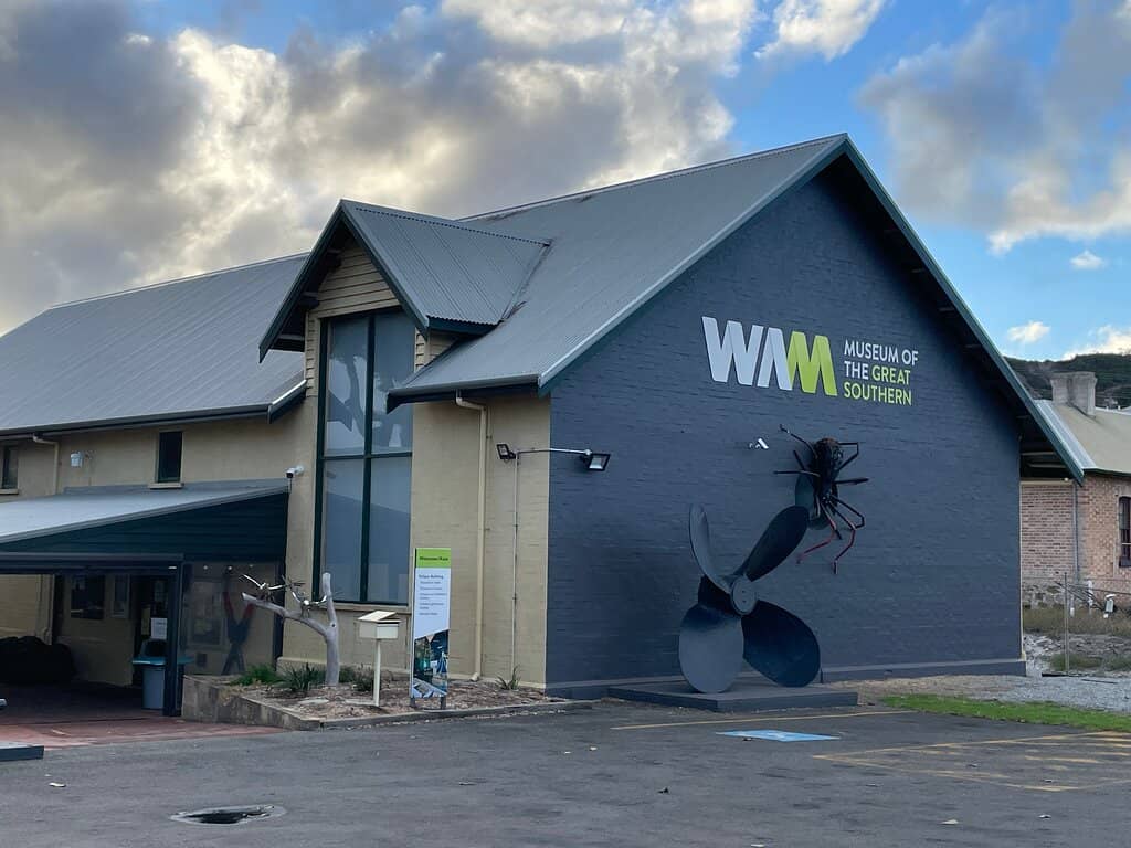 Local History & Indigenous Displays