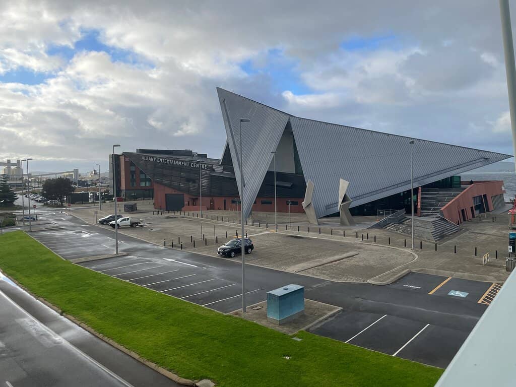 Spectacular Architecture