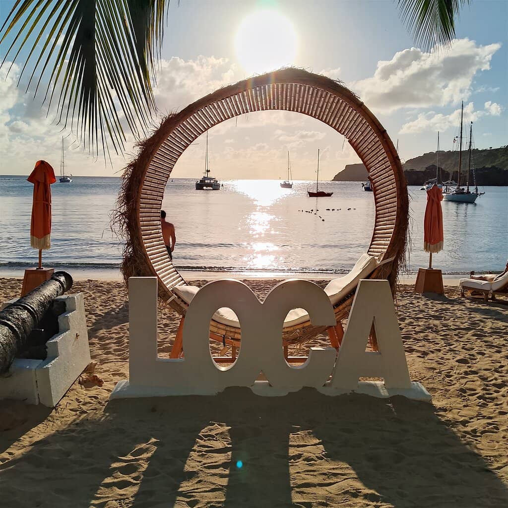 Loose Cannon Beach Bar