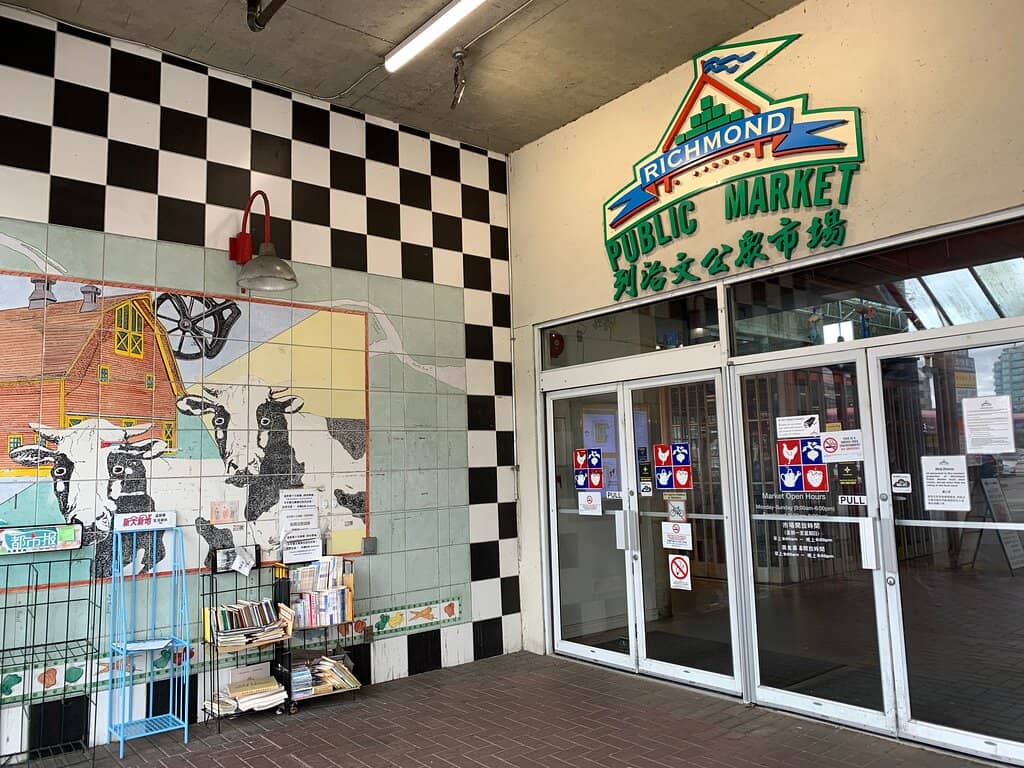 Fresh Produce & Specialty Shops