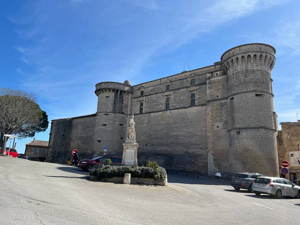 Cobblestone Streets & Stone Houses