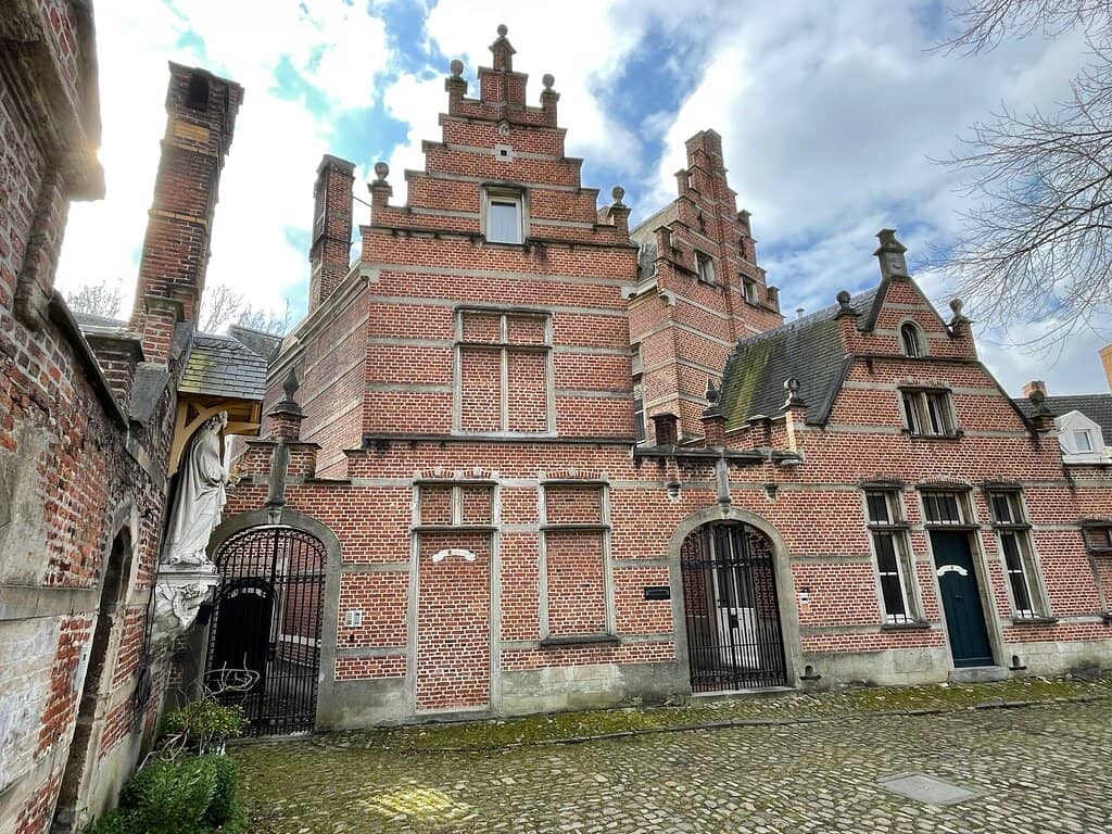 Historic Beguine Houses