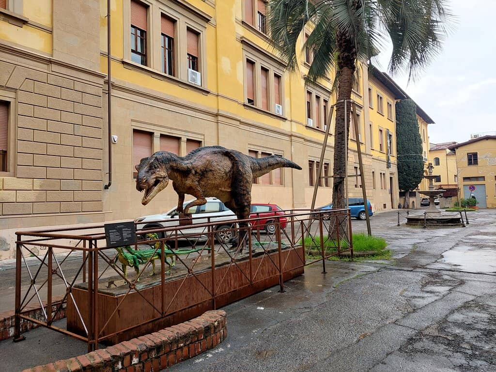 Art and Evolution Exhibits