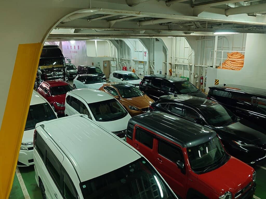 Smooth and Friendly Crossing