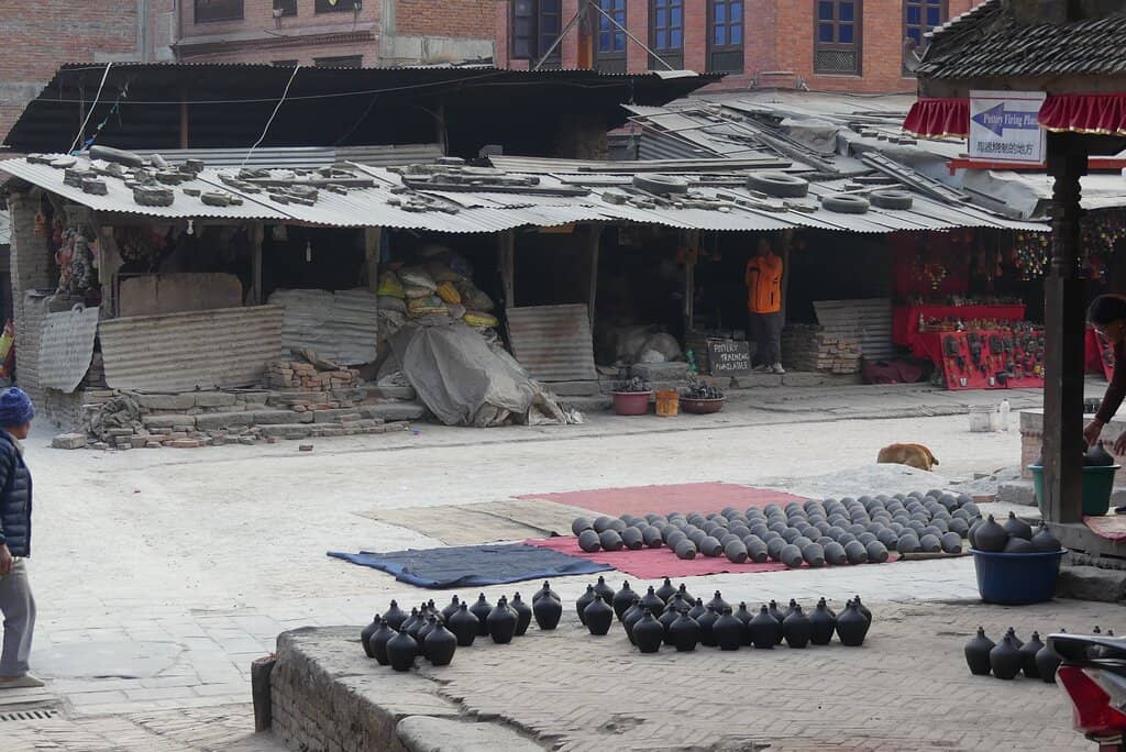 Sun-Drying Pots