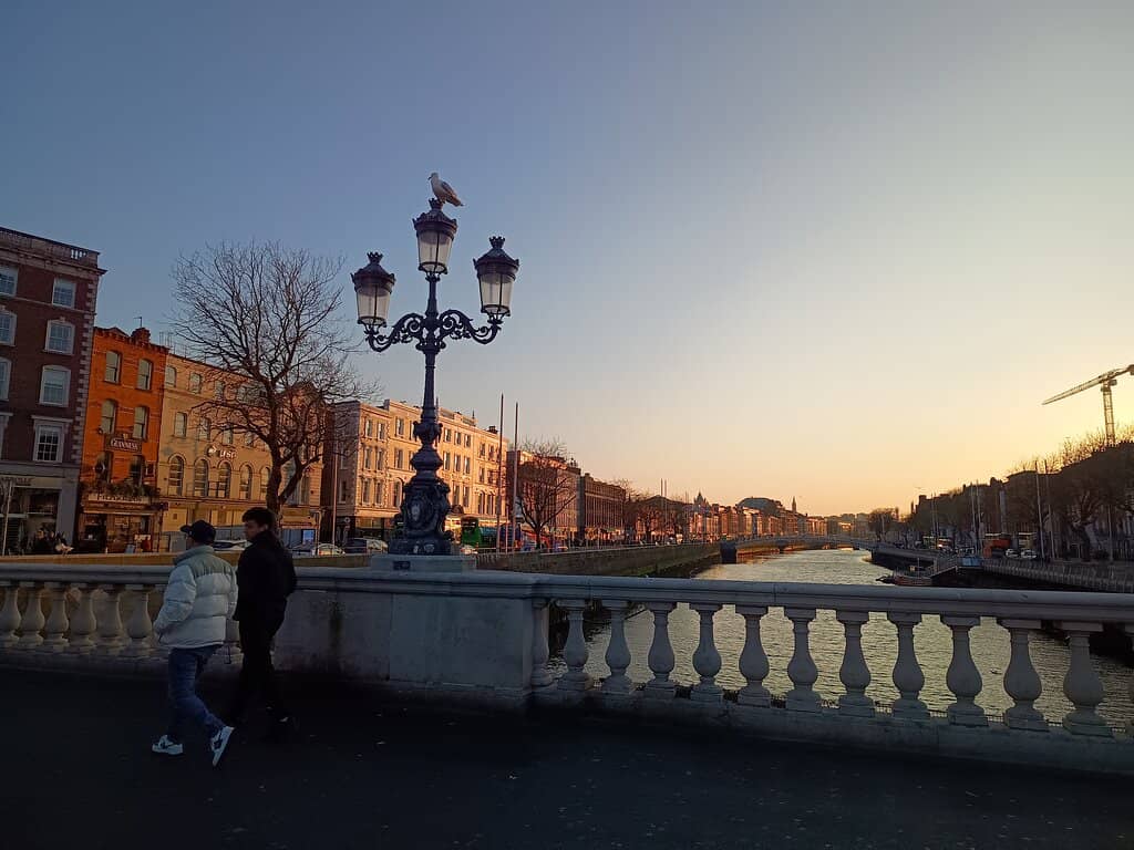 Views of the Custom House