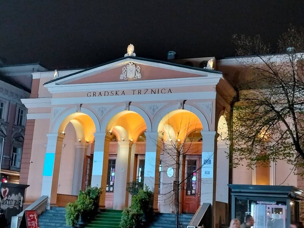 Fresh Produce & Local Delicacies