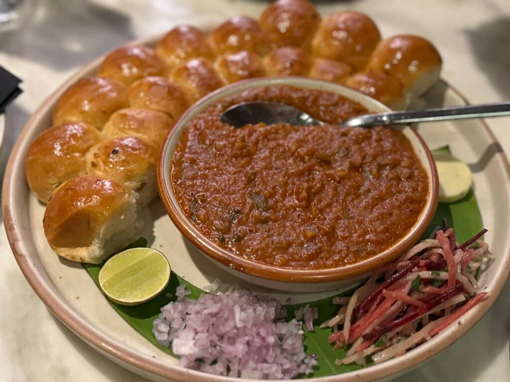 Chic Ambiance & Craft Cocktails