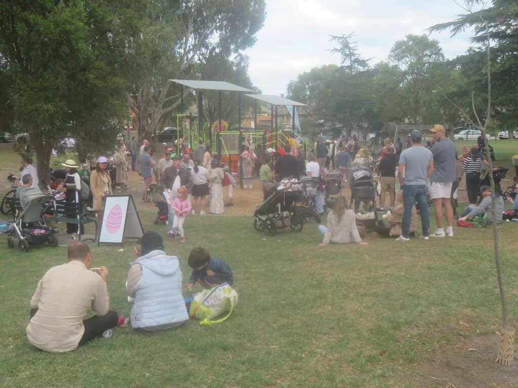 Vibrant Weekend Markets
