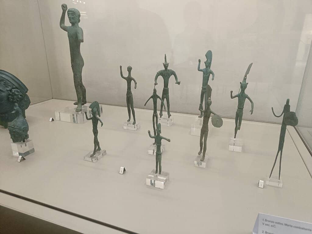 Picene and Greek/Roman Collections