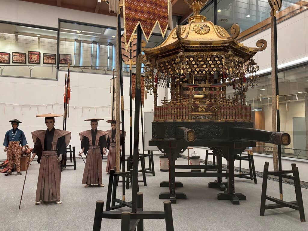 Hotei-tai Float & Marionette