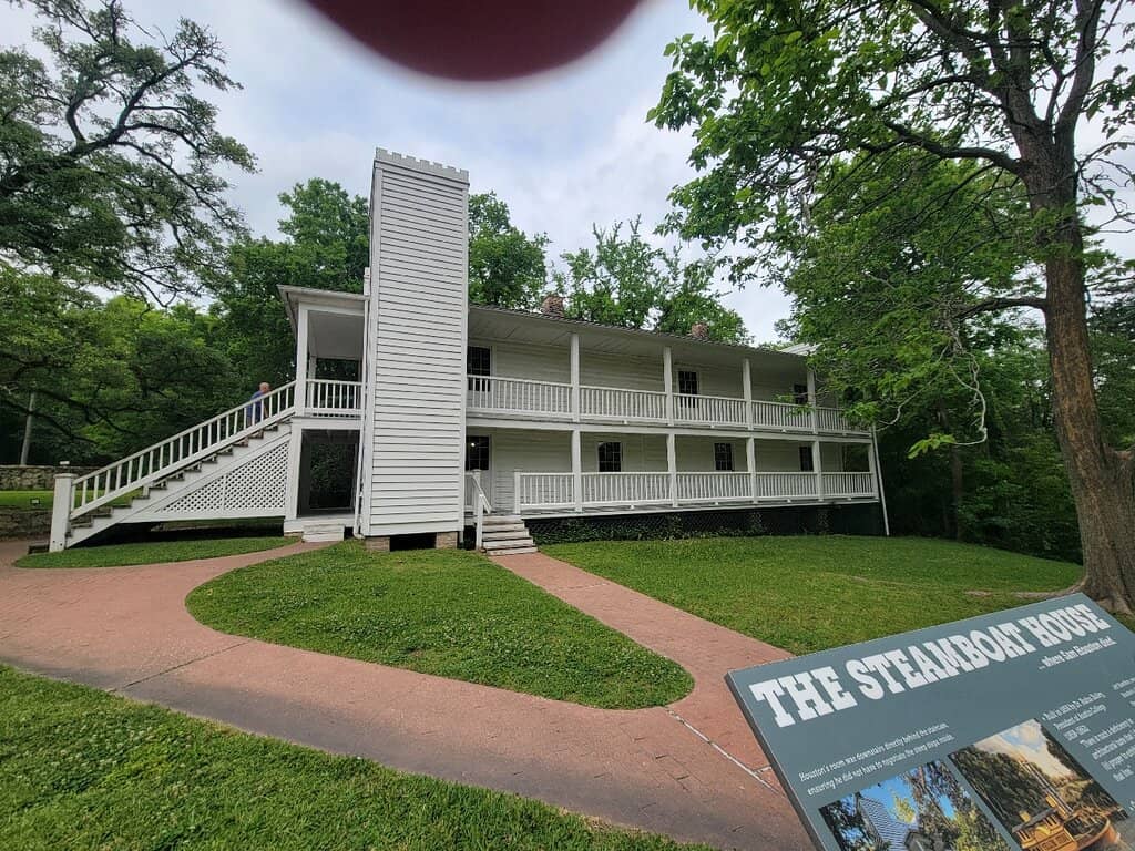 Knowledgeable Costumed Interpreters