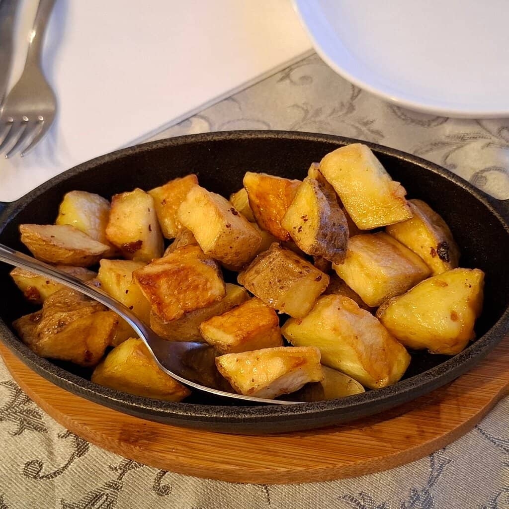 Cozy Fireplace Ambiance