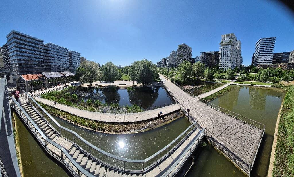 Architectural Surroundings