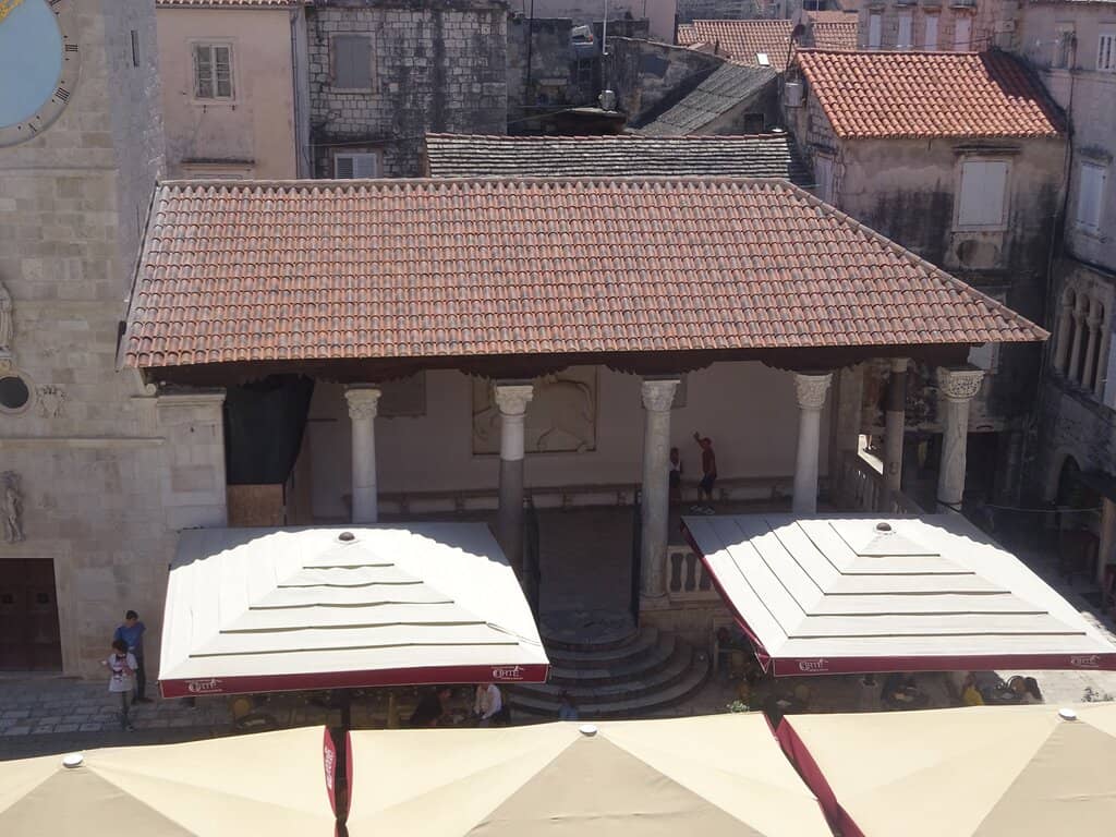 Kamerlengo Castle