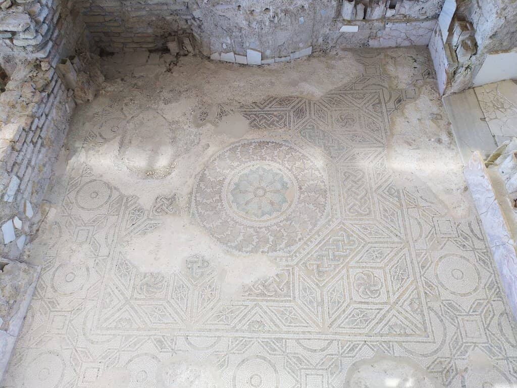 Figurative Mosaics