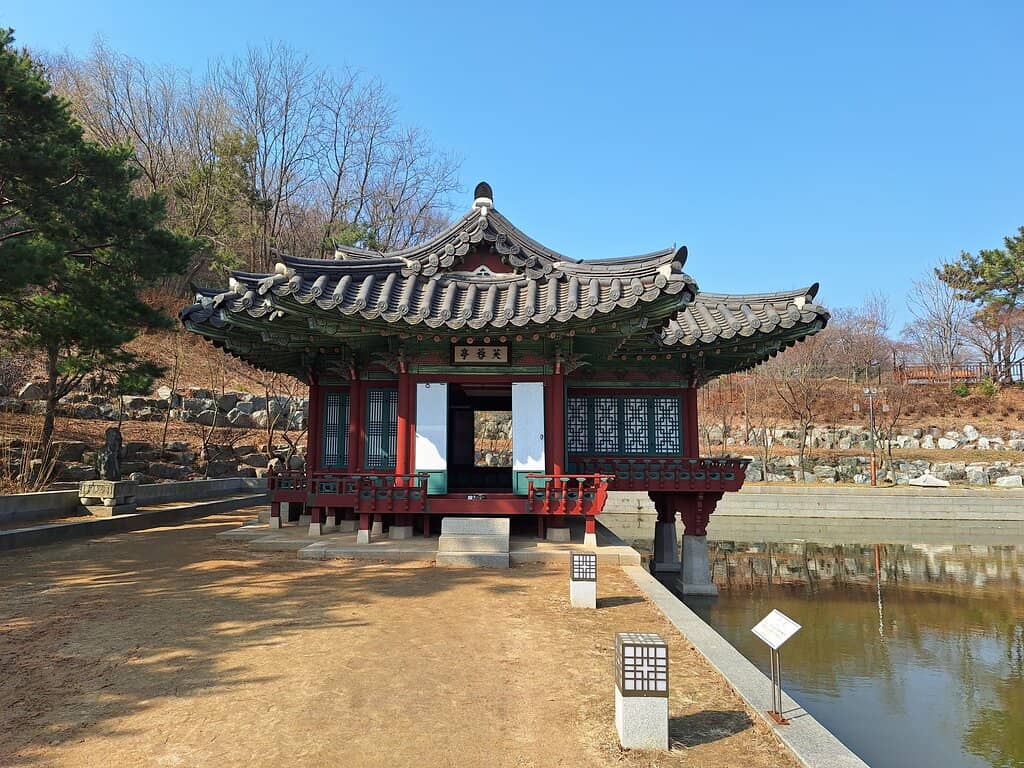Wolmi Park Gardens