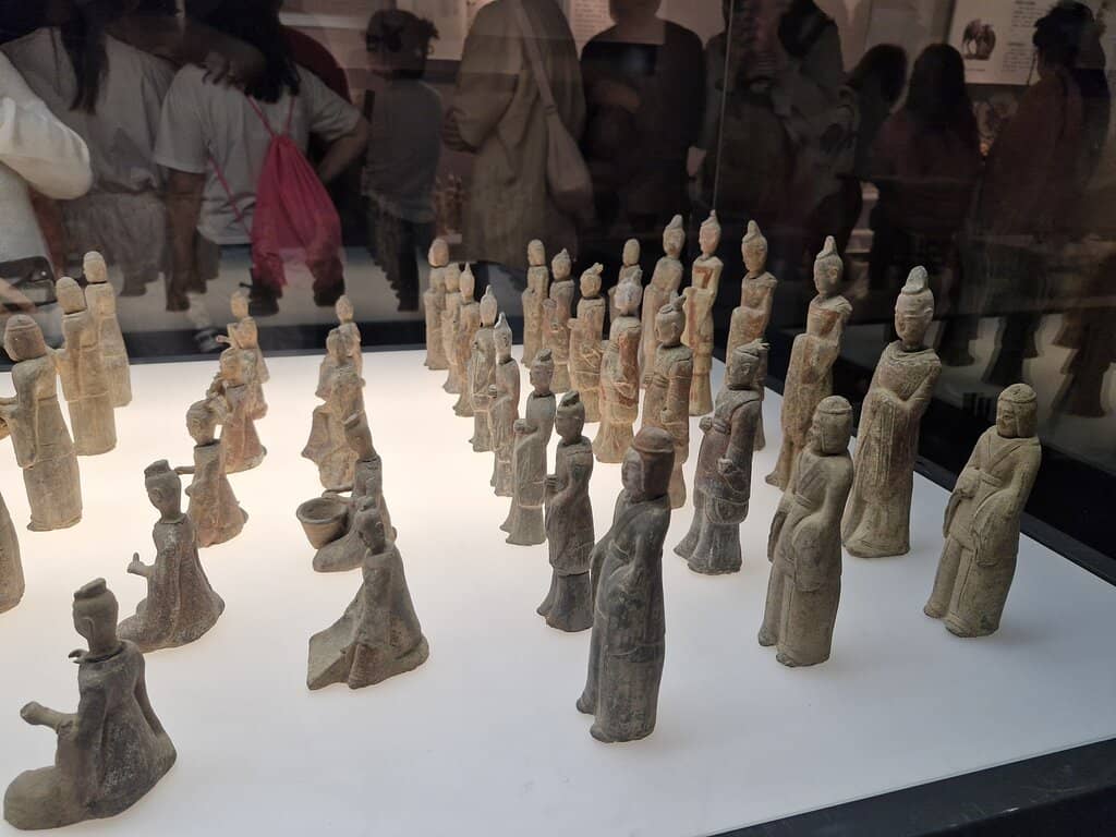 Stone Carvings & Pottery