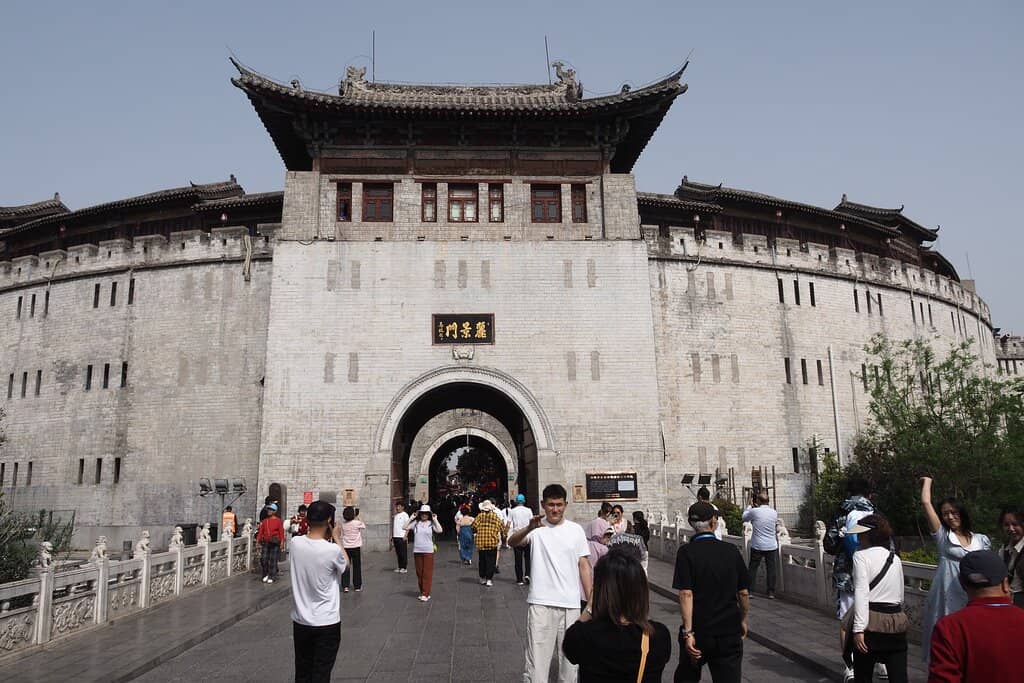 Lijing Bridge and Moat