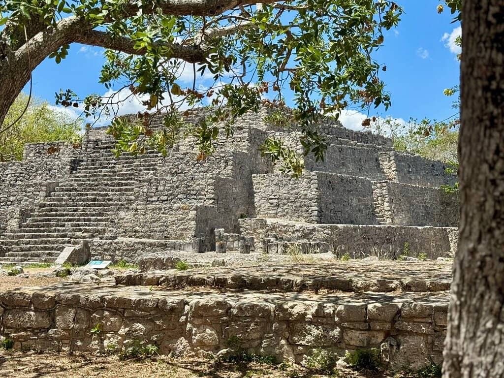 Cenote Xlacah