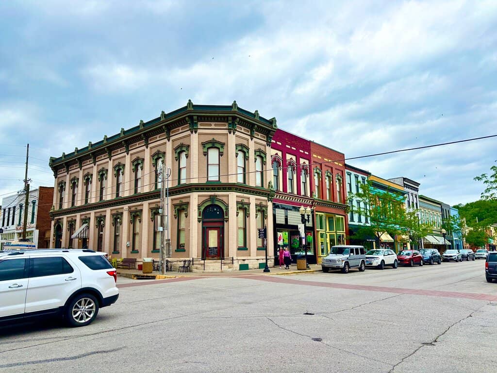 Historic Downtown Hannibal Shops