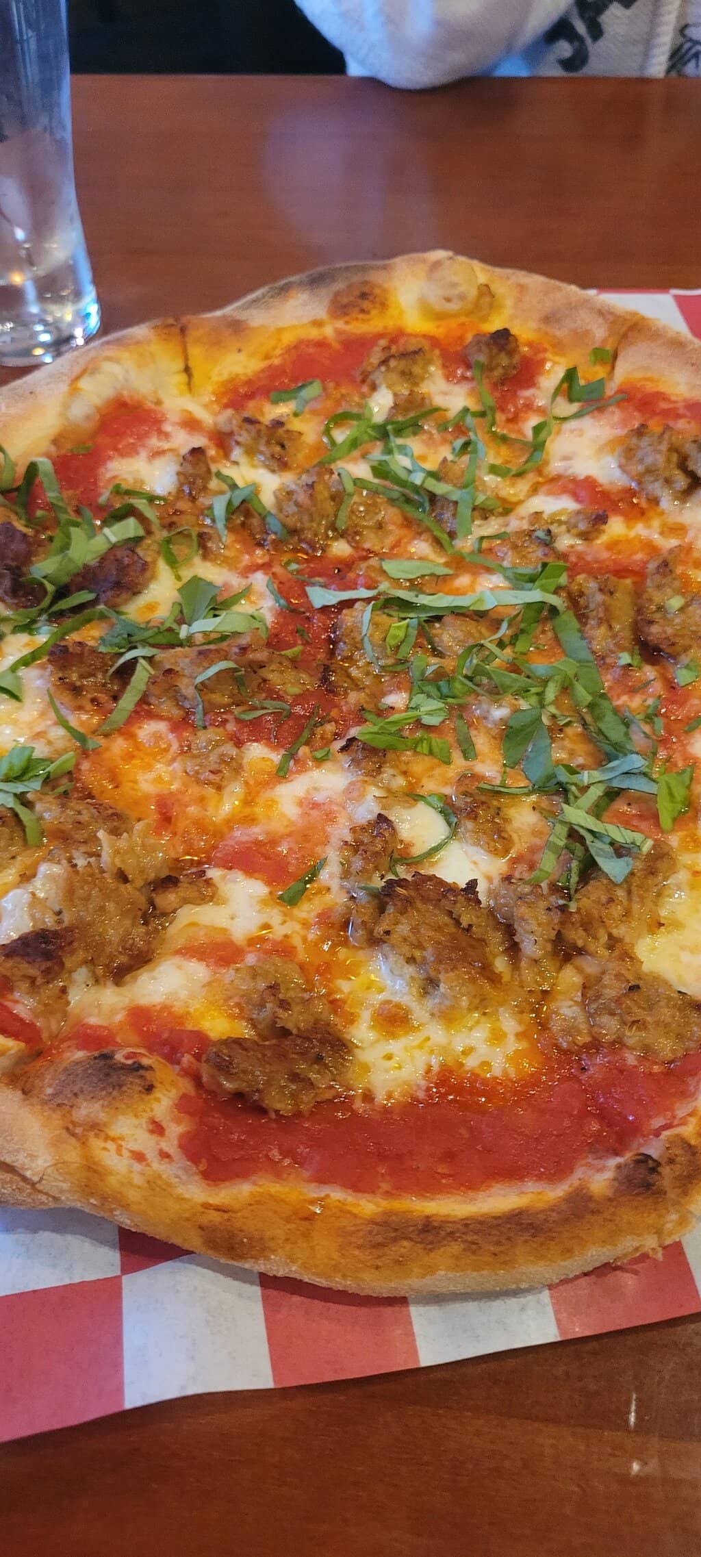 Hipster Atmosphere with Dual Vibes