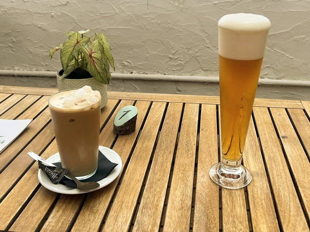 Vibrant Cocktail Bar