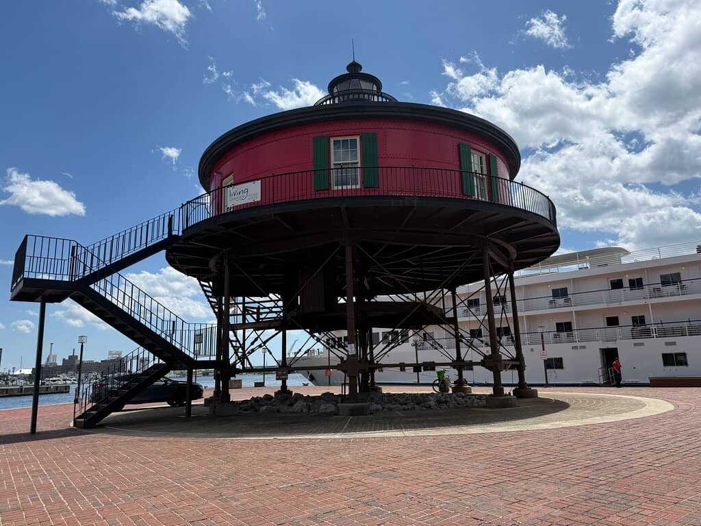 Panoramic Harbor Views