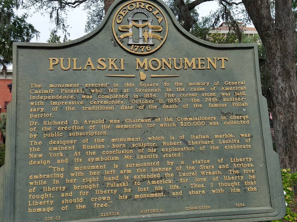 General Pulaski Monument