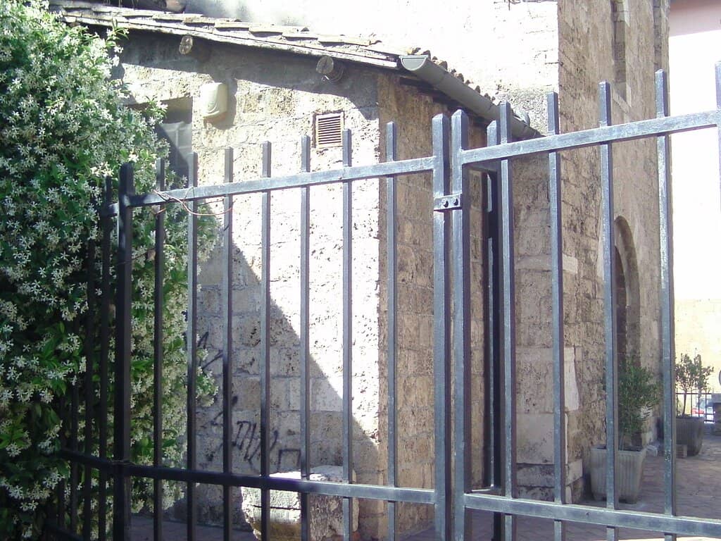 Vertical photo